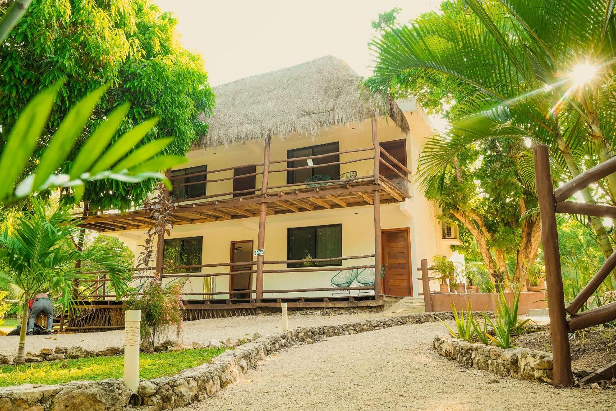 Royal Palm Bacalar Cabanas & Lagoon Club 외부 사진