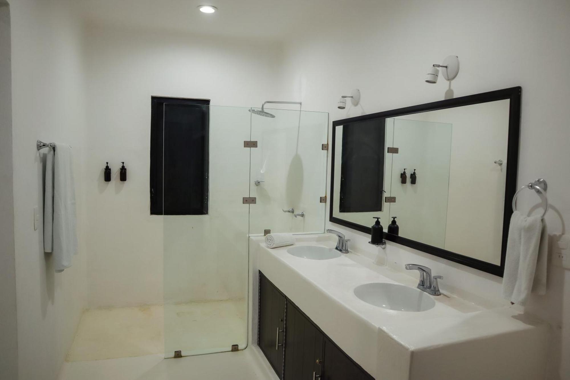 Royal Palm Bacalar Cabanas & Lagoon Club 외부 사진